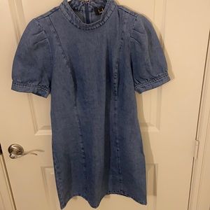 Denim dress perfect for Fall season.